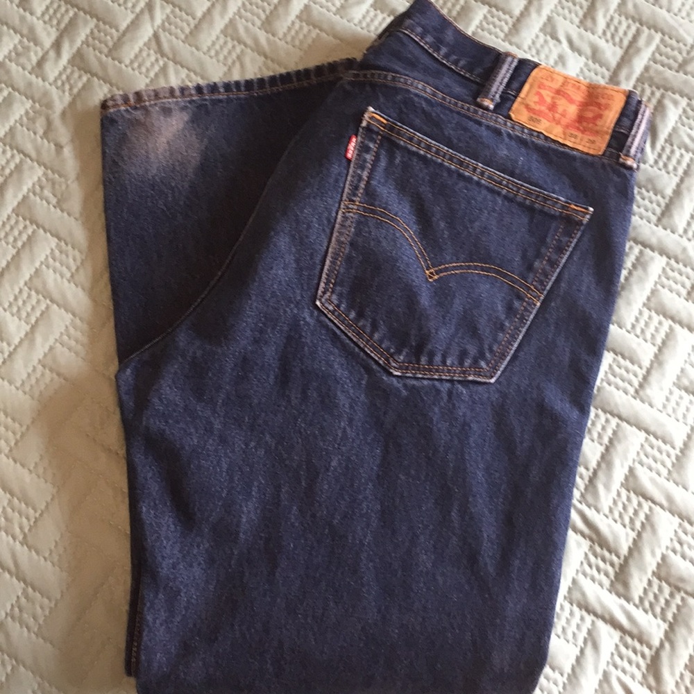 Men’s Levi’s 505’s 38 x 29 dark wash worn
